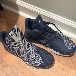 Adidas Men's 7.5 Blue and Gray Athletic Shoes